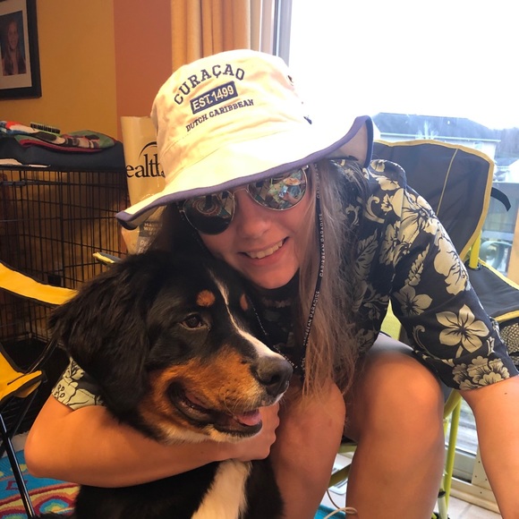 Meet your Posher, Maya - Picture 1 of 1